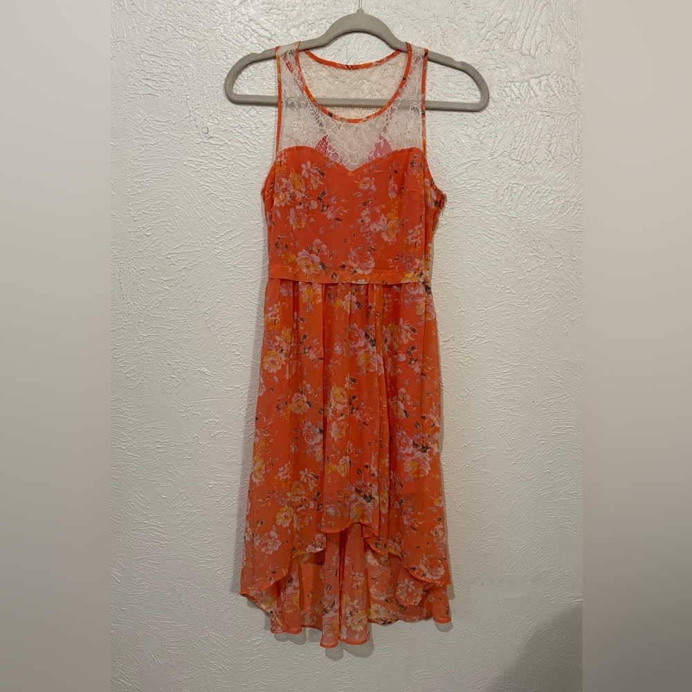 Kirra Peach and White lace Asymmetrical floral lace dress